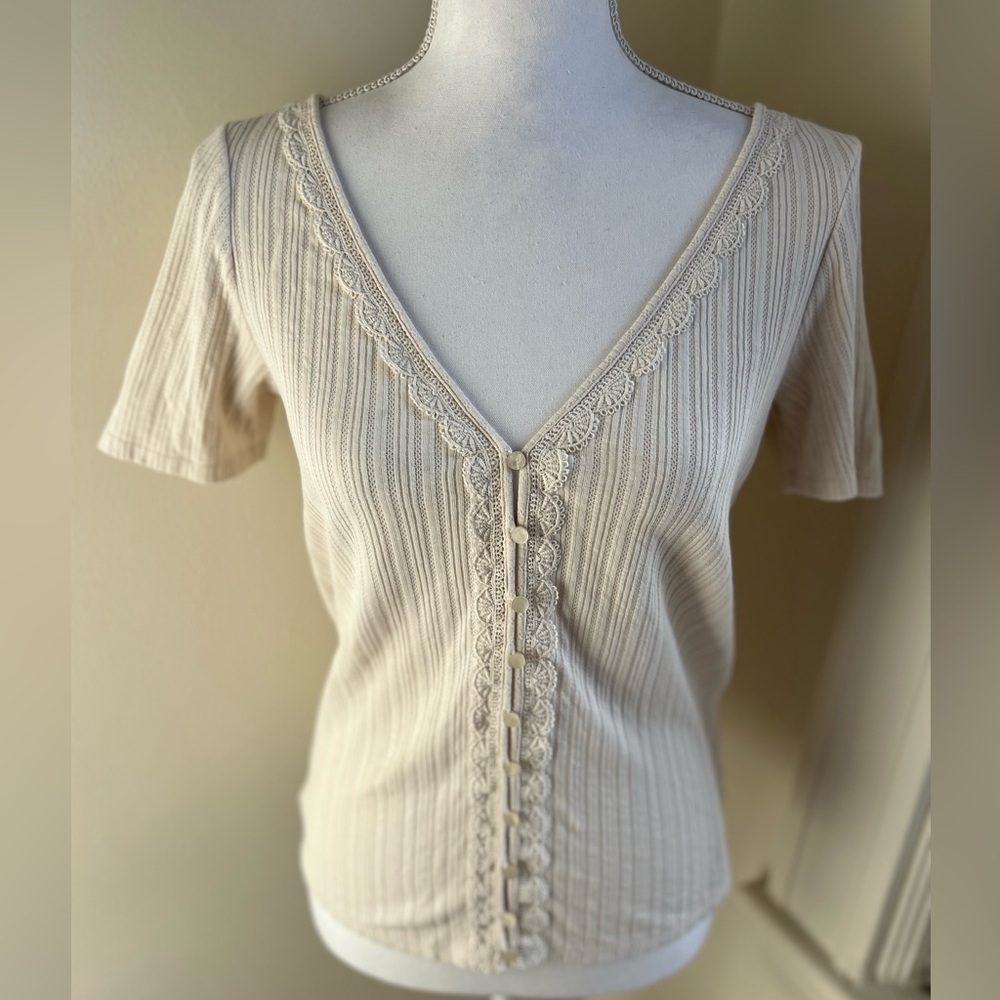 Sezane Maddie Beige Button Down T-shirt Size Small - Picture 10 of 11